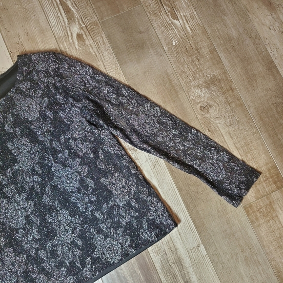 White Stag Shimmery Sparkle Holiday Blouse Women's Size Medium Silver Combo EUC - Picture 13 of 16